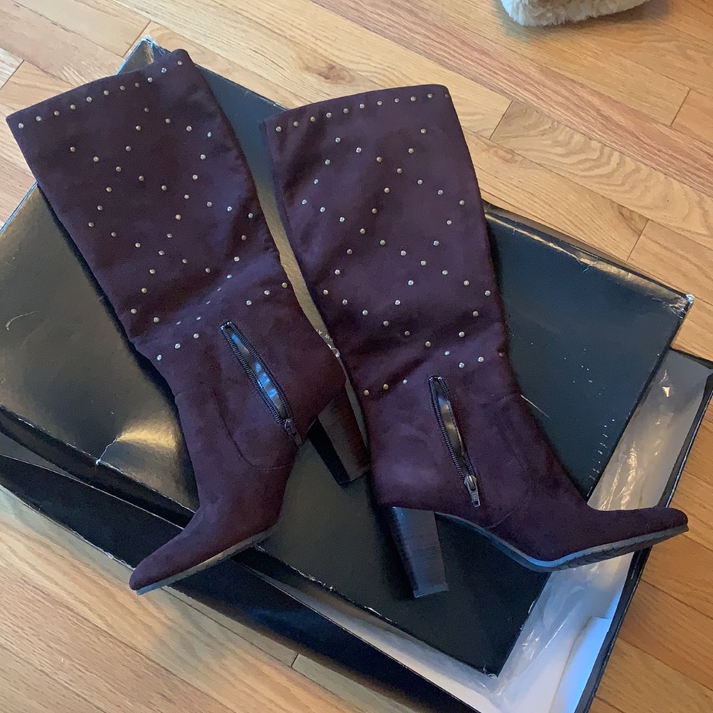Brown faux suede knee high boots size 7